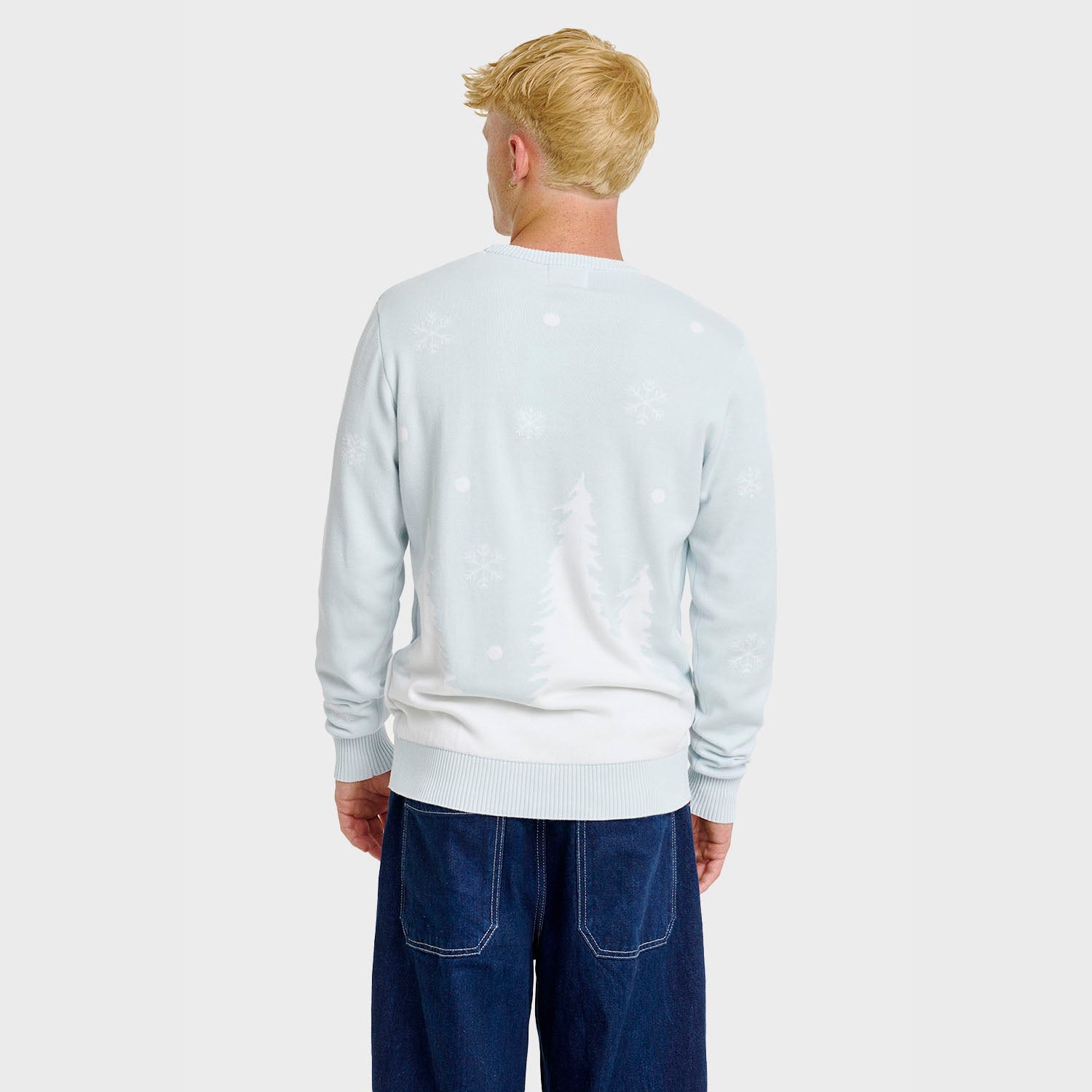 The Lovely Penguin Christmas Sweater – Men